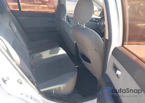 2011 Nissan Sentra 2.0S z USA, uszkodzony, nr VIN 3N1AB6AP8BL661510